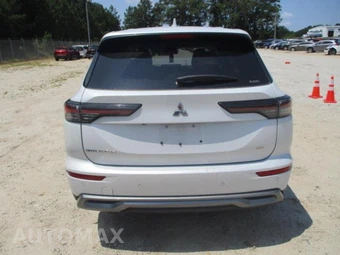 2025 Mitsubishi Outlander - miniatura 14