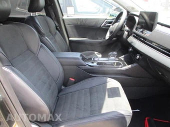 2025 Mitsubishi Outlander - miniatura 31