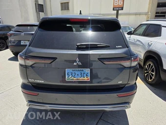 2025 Mitsubishi Outlander - miniatura 16