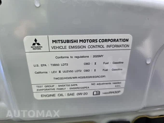 2025 Mitsubishi Outlander - miniatura 27
