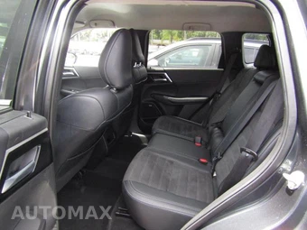 2025 Mitsubishi Outlander - miniatura 14