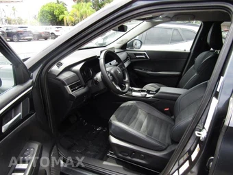 2025 Mitsubishi Outlander - miniatura 3