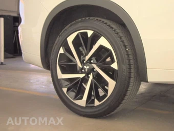2025 Mitsubishi Outlander PHEV SEL - miniatura 11