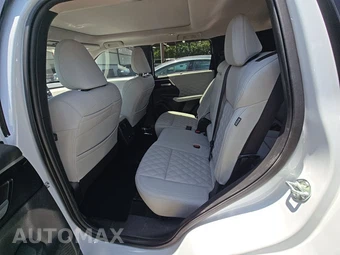 2025 Mitsubishi Outlander PHEV SEL - miniatura 19