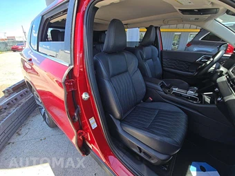 2025 Mitsubishi Outlander Platinum Edition - miniatura 19