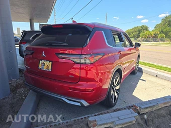 2025 Mitsubishi Outlander Platinum Edition - miniatura 3