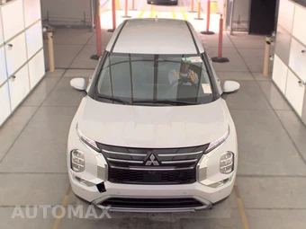 2025 Mitsubishi Outlander SE - miniatura 2