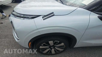 2025 Mitsubishi Outlander SE - miniatura 23
