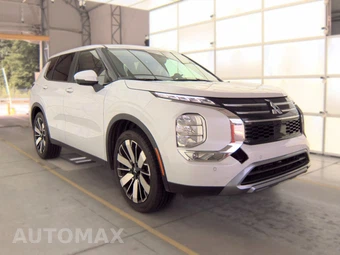 2025 Mitsubishi Outlander SE - miniatura 3