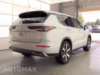 2025 Mitsubishi Outlander SE - miniatura 4