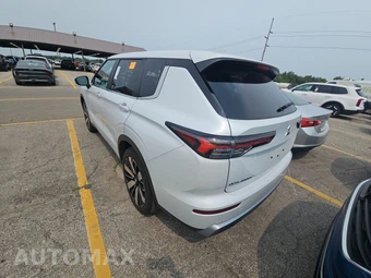 2025 Mitsubishi Outlander SE - miniatura 6