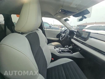 2025 Mitsubishi Outlander SE - miniatura 8