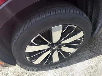 2025 Mitsubishi Outlander SE - miniatura 10