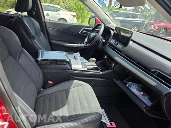 2025 Mitsubishi Outlander SE - miniatura 25