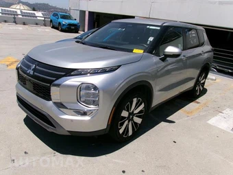 2025 Mitsubishi Outlander SE - car from the USA, Manheim Buy-Now listing at AUTOMAX