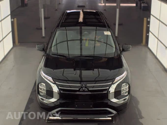 2025 Mitsubishi Outlander SE - miniatura 2