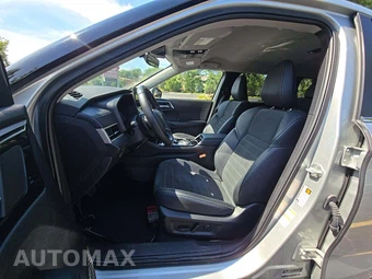 2025 Mitsubishi Outlander SE - miniatura 6