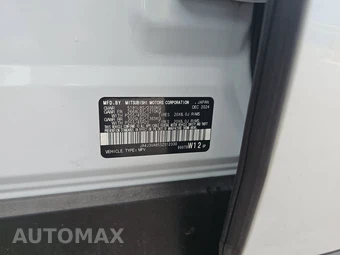 2025 Mitsubishi Outlander SE - miniatura 15