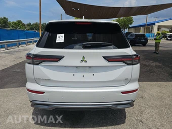 2025 Mitsubishi Outlander SE - miniatura 5