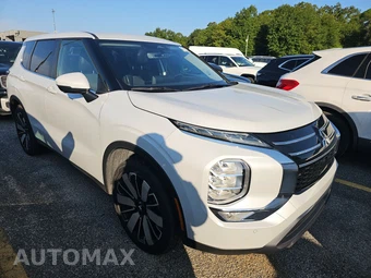 2025 Mitsubishi Outlander SE - miniatura 3