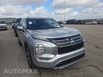 2025 Mitsubishi Outlander SE - miniatura 3