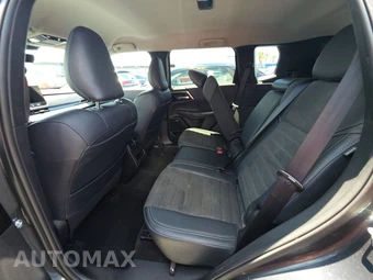 2025 Mitsubishi Outlander SE - miniatura 13