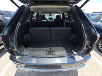 2025 Mitsubishi Outlander SE - miniatura 16