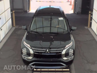 2025 Mitsubishi Outlander SE - miniatura 2