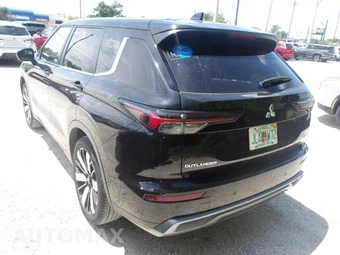 2025 Mitsubishi Outlander SE - miniatura 23