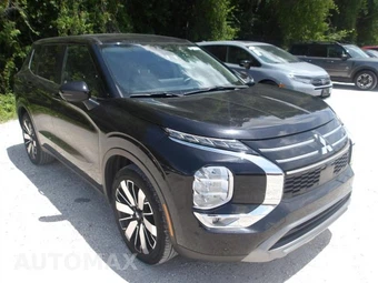2025 Mitsubishi Outlander SE - miniatura 8
