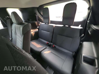 2025 Mitsubishi Outlander SE - miniatura 14