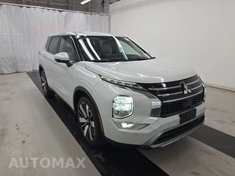 2025 Mitsubishi Outlander SE - miniatura 3