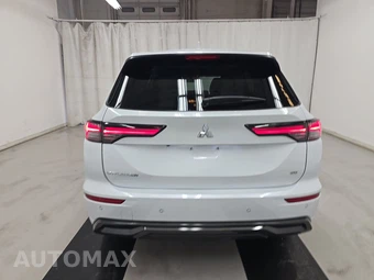 2025 Mitsubishi Outlander SE - miniatura 5