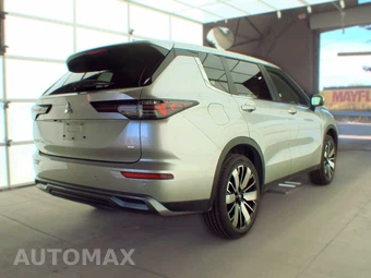 2025 Mitsubishi Outlander SE - miniatura 4