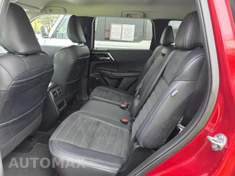 2025 Mitsubishi Outlander SE - miniatura 17