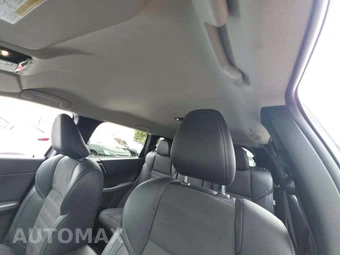 2025 Mitsubishi Outlander SE - miniatura 11