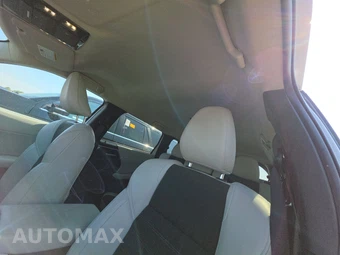 2025 Mitsubishi Outlander SE - miniatura 17