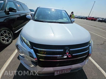 2025 Mitsubishi Outlander SE - miniatura 2