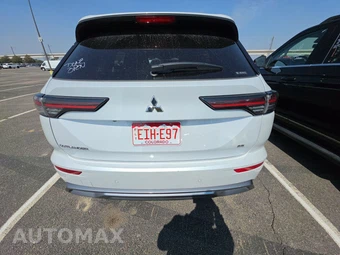 2025 Mitsubishi Outlander SE - miniatura 5