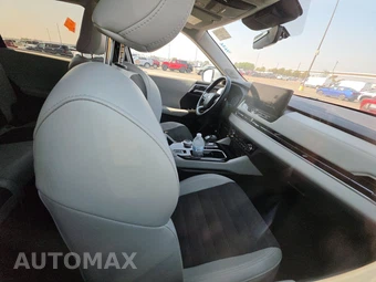 2025 Mitsubishi Outlander SE - miniatura 8
