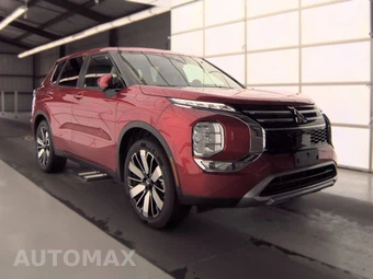 2025 Mitsubishi Outlander SE - miniatura 3