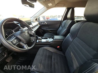 2025 Mitsubishi Outlander SE - miniatura 7