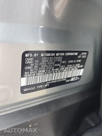 2025 Mitsubishi Outlander SE - miniatura 14