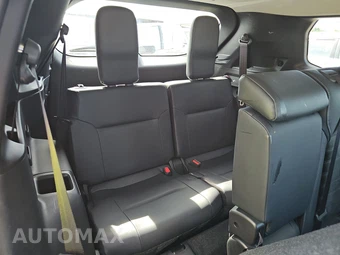 2025 Mitsubishi Outlander SE - miniatura 14
