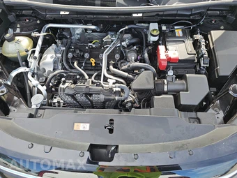 2025 Mitsubishi Outlander SE - miniatura 16