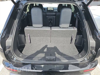 2025 Mitsubishi Outlander SE - miniatura 17