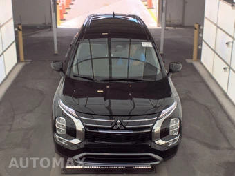 2025 Mitsubishi Outlander SE - miniatura 2