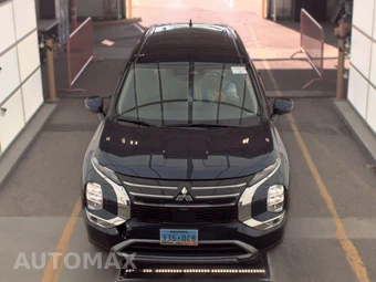 2025 Mitsubishi Outlander SE - miniatura 2