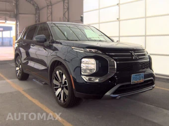 2025 Mitsubishi Outlander SE - miniatura 3