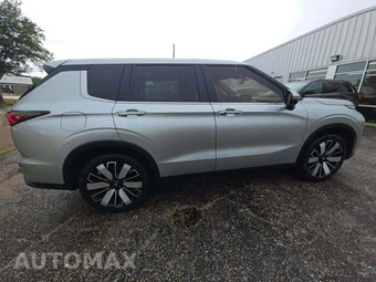 2025 Mitsubishi Outlander SE - miniatura 4